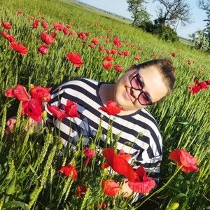 Meet your Posher, Leanne